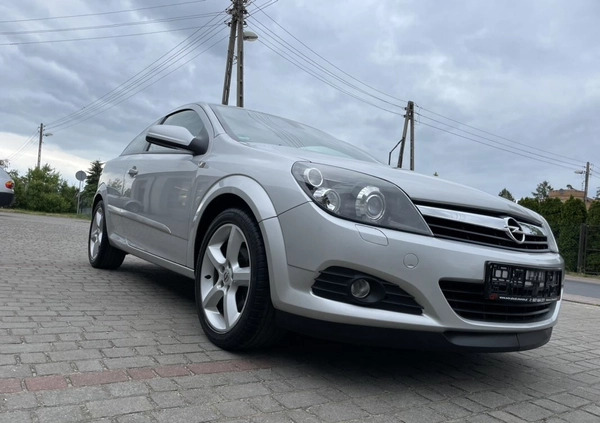 Opel Astra cena 15900 przebieg: 182000, rok produkcji 2006 z Gniezno małe 436